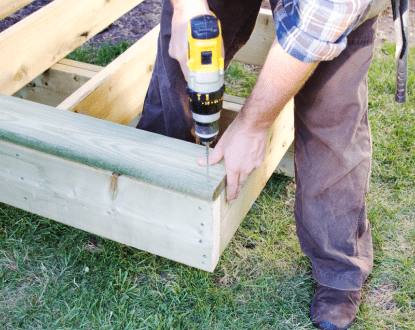 DECK SERVICES